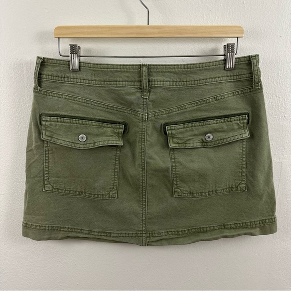 2/$20 American Eagle Green Denim Skirt Women's Size 12 - Picture 3 of 6